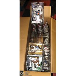 LOT OF 15 BASEBALL MCFARLANE FIGURES NEW IN