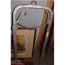 VINTAGE METAL HAY BALE LIFTER