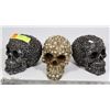 Image 1 : LOT OF 3 DECORATIVE SKULL DECORATIONS.