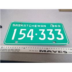 1969  SASKATCHEWAN LICENSE PLATE 154-333