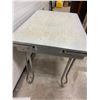 Image 2 : 1950's Arborite Draw Leaf Table 42" X 49" Closed