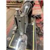 Image 5 : Electric Sewing Machine - Kenmore - Sold AS IS