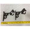 Image 1 : 2 Cast Metal Horse Hooks