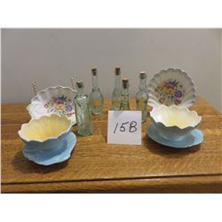Blue Royal Winton miniatures and candy dishes, small chip on one