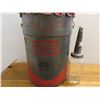 Image 2 : Texaco 5 gallon can - quart oil sealer with old filter spout