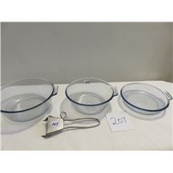 3 Pyrex cook top set with interchangable holder