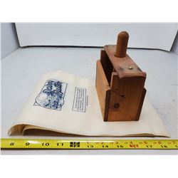 BUTTER PRESS + BUTTER PAPERS