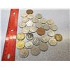 Image 1 : 28 world coins