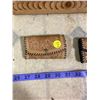 Image 2 : LEATHER TOOLED PURSE + 2 KEY CHAINS