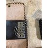 Image 4 : LEATHER TOOLED PURSE + 2 KEY CHAINS