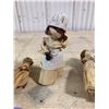 Image 4 : 7 CORN HUSK DOLLS