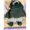 Image 11 : 3 COLLECTABLE VICTORIAN STYLE DOLLS