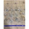 Image 5 : 11 CUT GLASS SHERBERTS