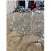 Image 8 : 11 CUT GLASS SHERBERTS