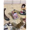 Image 5 : LOT OF HOUSEHOLD DECOR LIGHT HOUSE, BEARS, DOG, ECT