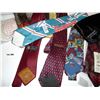 Image 6 : Ties, Scarves, Linens