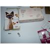 Image 4 : Picture/Cat Cards/Cat Pin/Straw Dolls/Carved Mask/Bow Maker