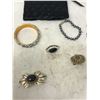 Image 2 : Vintage Costume Jewellery Lot