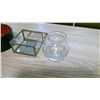 Image 7 : WOODEN CONTAINER, SMALL GLASS DISPLAY, SMALL GLASS JAR