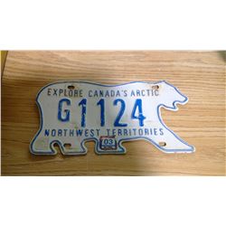 NORTHWEST TERRITORIES POLAR BEAR LICENSE PLATE