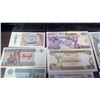 Image 6 : 10 VARIOUS FOREIGN BILLS