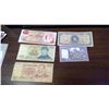 Image 1 : 5 VARIOUS FOREIGN BILLS