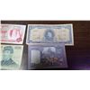 Image 3 : 5 VARIOUS FOREIGN BILLS