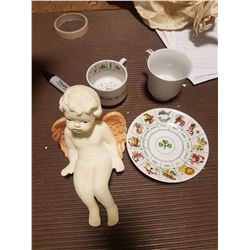 Lot Figurines & Glassware