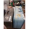 Image 1 : 2 Suitcases