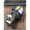 Image 3 : LEESON 121661.00 1 HP MOTOR