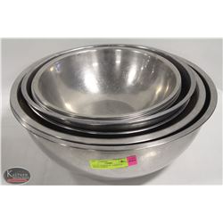 LOT OF 10 MEDIUM - LARGE S/S MIXING BOWLS