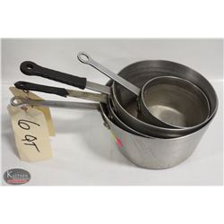 LOT OF 4 ASSORTED SIZE SAUCE PANS. SIZES RANGE