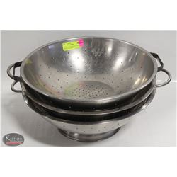 LOT OF 3 ASSORTED SIZE STAINLESS STEEL COLANDERS