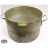 Image 1 : ALUMINUM STOCK POT 16.5" X 11"
