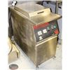 Image 1 : FRITOU RJ-2000 COMMERCIAL CHICKEN FRYER -10/13KW