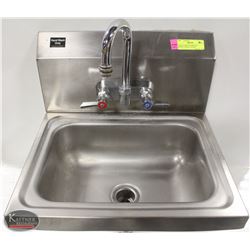 S/S WALLMOUNT PERSONAL RINSING SINK W/ FAUCET