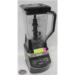 NINJA PROFESSIONAL SMOOTHIE BLENDER