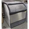 Image 1 : SCOTSMAN UNDERCOUNTER ICE MAKER