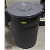 Image 1 : JOHNSON ROSE 44 GALLON COMMERCIAL TRASH CAN W/ LID