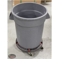 RUBBERMAID BRUTE 20 GALLON TRASH CAN W/ DOLLY