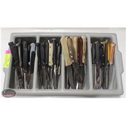 CUTLERY TRAY W/ 100 ASSORTED STEAK & PARING KNIVES