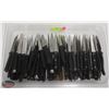 Image 1 : TRAY W/ 100 ASSORTED STEAK & PARING KNIVES