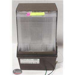 SYLVANIA EXTERIOR OUTDOOR COMMERCIAL LIGHT