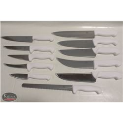 NEW & COMPLETE KITCHEN KNIFE SET