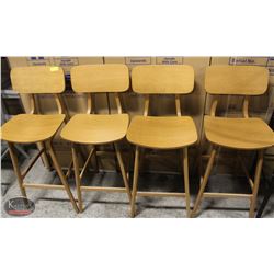 LOT OF 4 OAK WOOD BAR HEIGHT CHAIRS