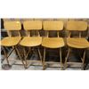 Image 1 : LOT OF 4 OAK WOOD BAR HEIGHT CHAIRS
