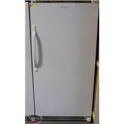WHITE FRIGIDAIRE UPRIGHT REFRIGERATOR