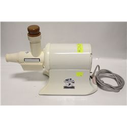 CHAMPION COUNTERTOP JUICER MODEL G5-NG-853S