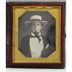 Superb 1/6th Plate Daguerro of a Southern Gent 