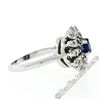 Image 8 : Vintage 14kt White Gold 0.90 ctw Round Sapphire and Diamond Flower Cluster Ring
